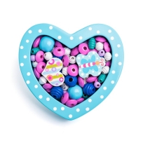 Perlice u kutiji u obliku malog plavog srca